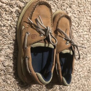 Boy’s Sperry Shoes, size 1